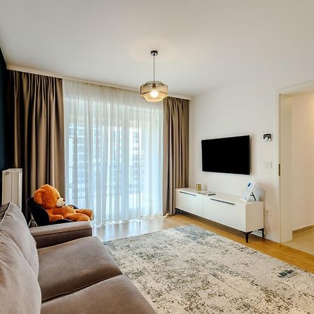 4Friendscoresibrasov M&L Bagian luar foto